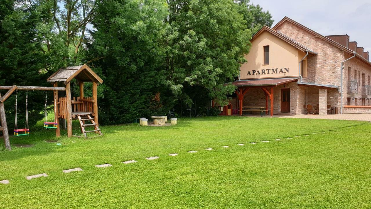 Gyulai-fürdő-apartman II. Exterior foto