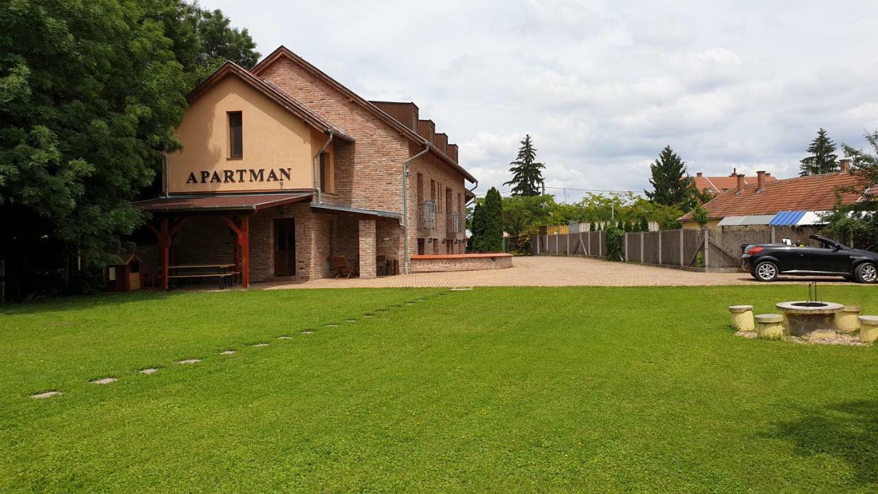 Gyulai-fürdő-apartman II. Exterior foto