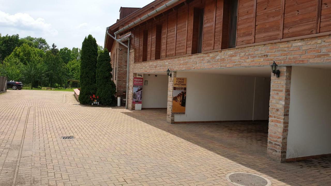 Gyulai-fürdő-apartman II. Exterior foto
