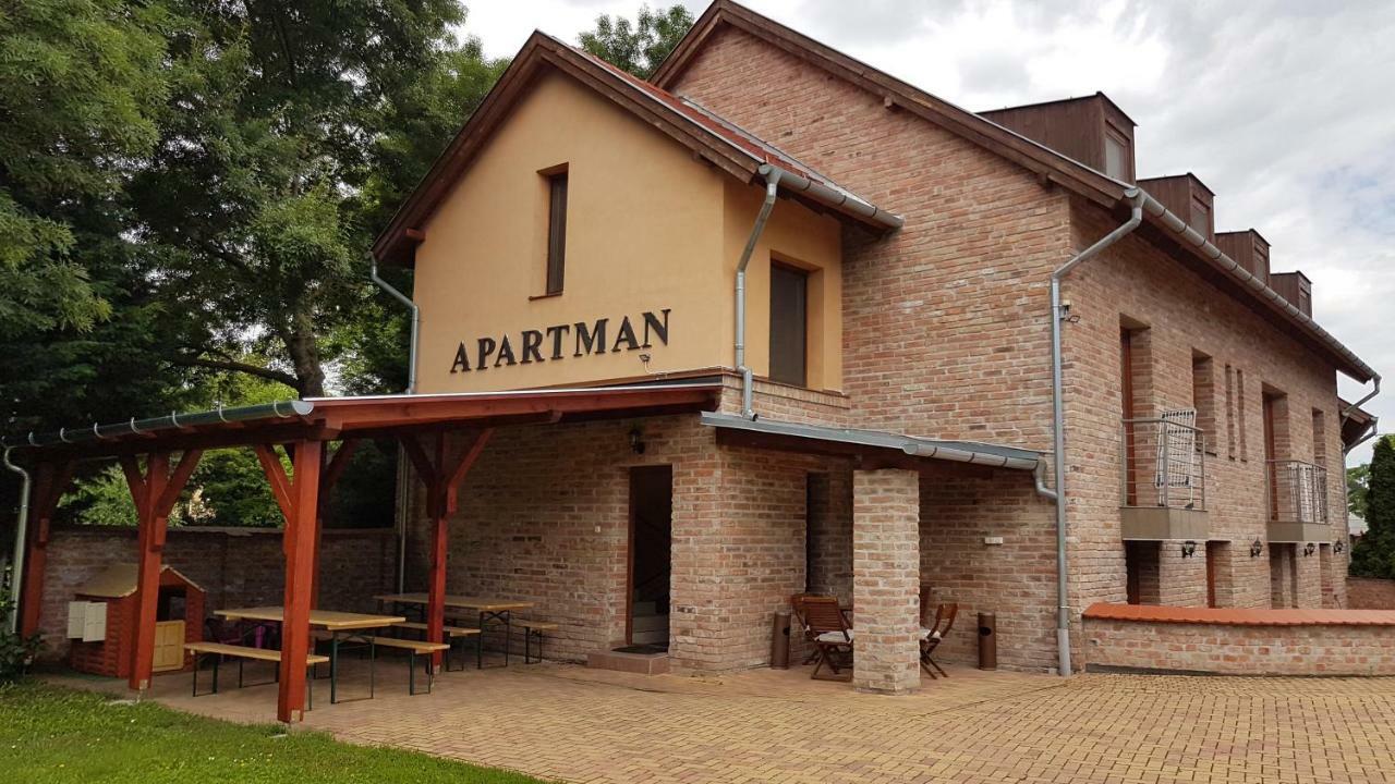 Gyulai-fürdő-apartman II. Exterior foto